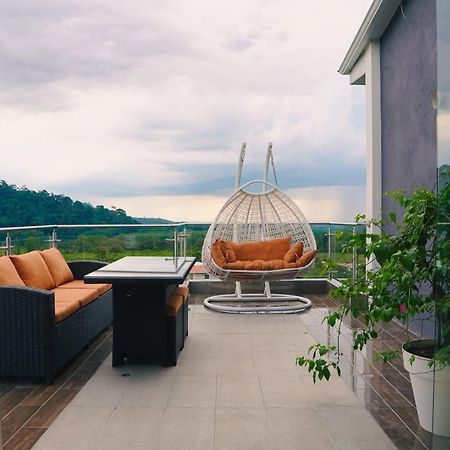 The View Hotel Cumanda  Екстер'єр фото